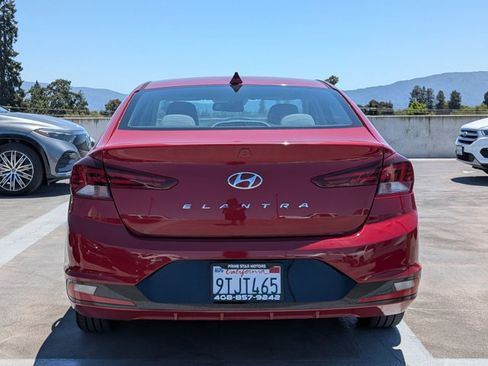 Used 2020 Hyundai Elantra SEL FWD image 6