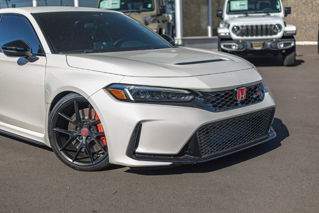 Used 2025 Honda Civic Type R image 3