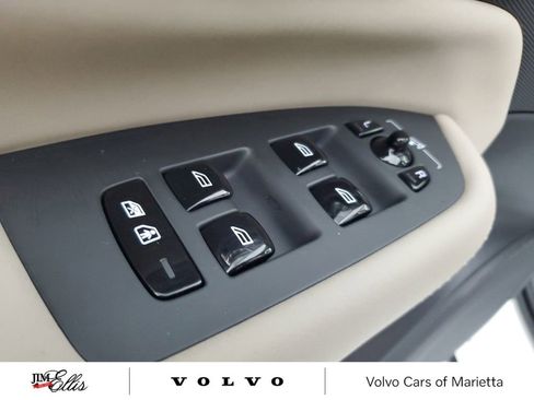 Used 2026 Volvo XC90 B6 Plus w/ Protection Package Premier image 21