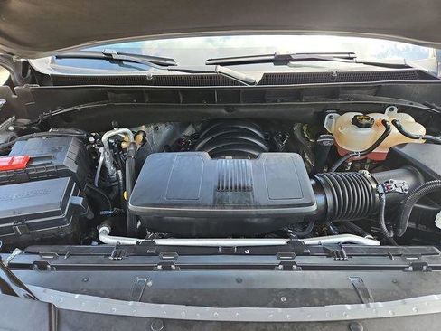 Used 2024 GMC Yukon XL Denali RWD image 28