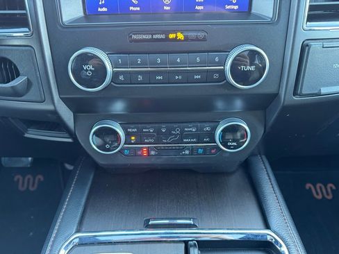 Used 2021 Ford Expedition King Ranch image 13