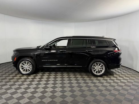 Used 2021 Jeep Grand Cherokee L Summit w/ Advanced Protech Group IV image 11