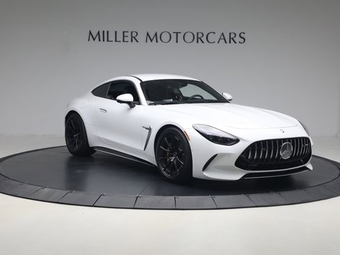 Used 2025 Mercedes-Benz AMG GT 63 image 11