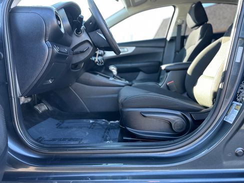 Used 2022 Kia Forte FE image 18
