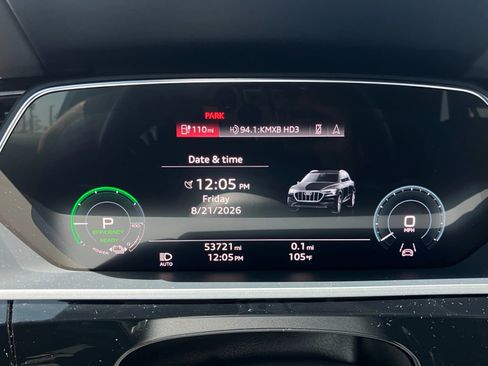 Used 2022 Audi e-tron Chronos AWD/4WD image 14