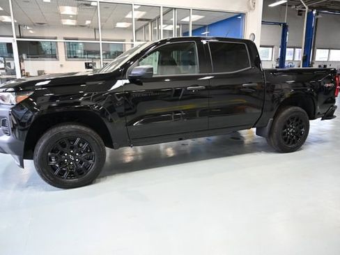 New 2026 Chevrolet Colorado W/T w/ WT Custom Package AWD/4WD image 9