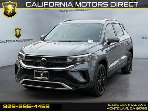 Used 2022 Volkswagen Taos SE w/ Panoramic Sunroof Package image 1