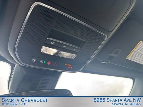 Used 2026 Chevrolet Equinox RS AWD/4WD image 27