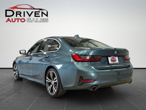 Used 2021 BMW 330i Sedan w/ Convenience Package RWD image 4