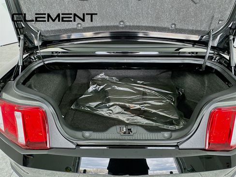 Used 2010 Ford Mustang GT RWD image 11