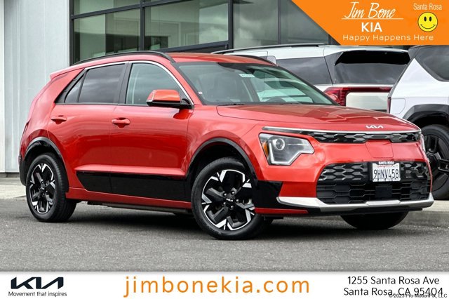 Certified 2023 Kia Niro Wind FWD image 1