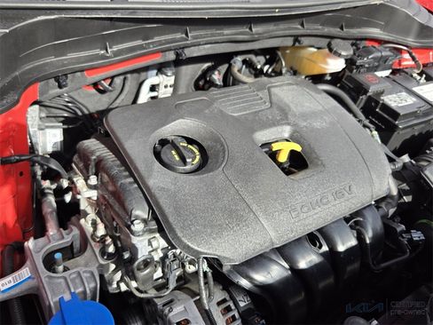 Certified 2021 Kia Soul S image 20