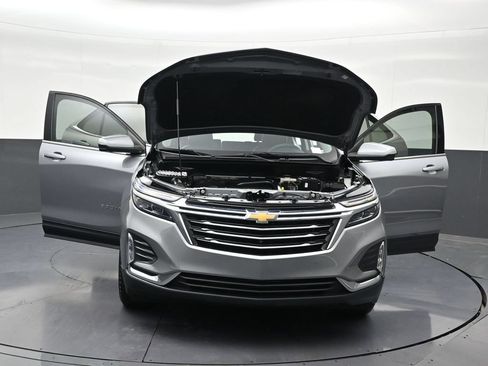 Used 2023 Chevrolet Equinox Premier FWD image 38