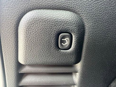 Certified 2021 Jeep Grand Cherokee Limited AWD/4WD image 13