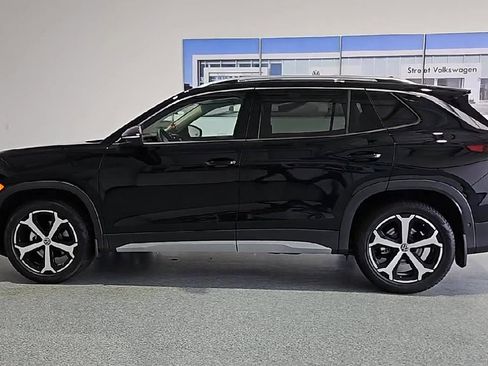 New 2026 Volkswagen Tiguan SE FWD image 6