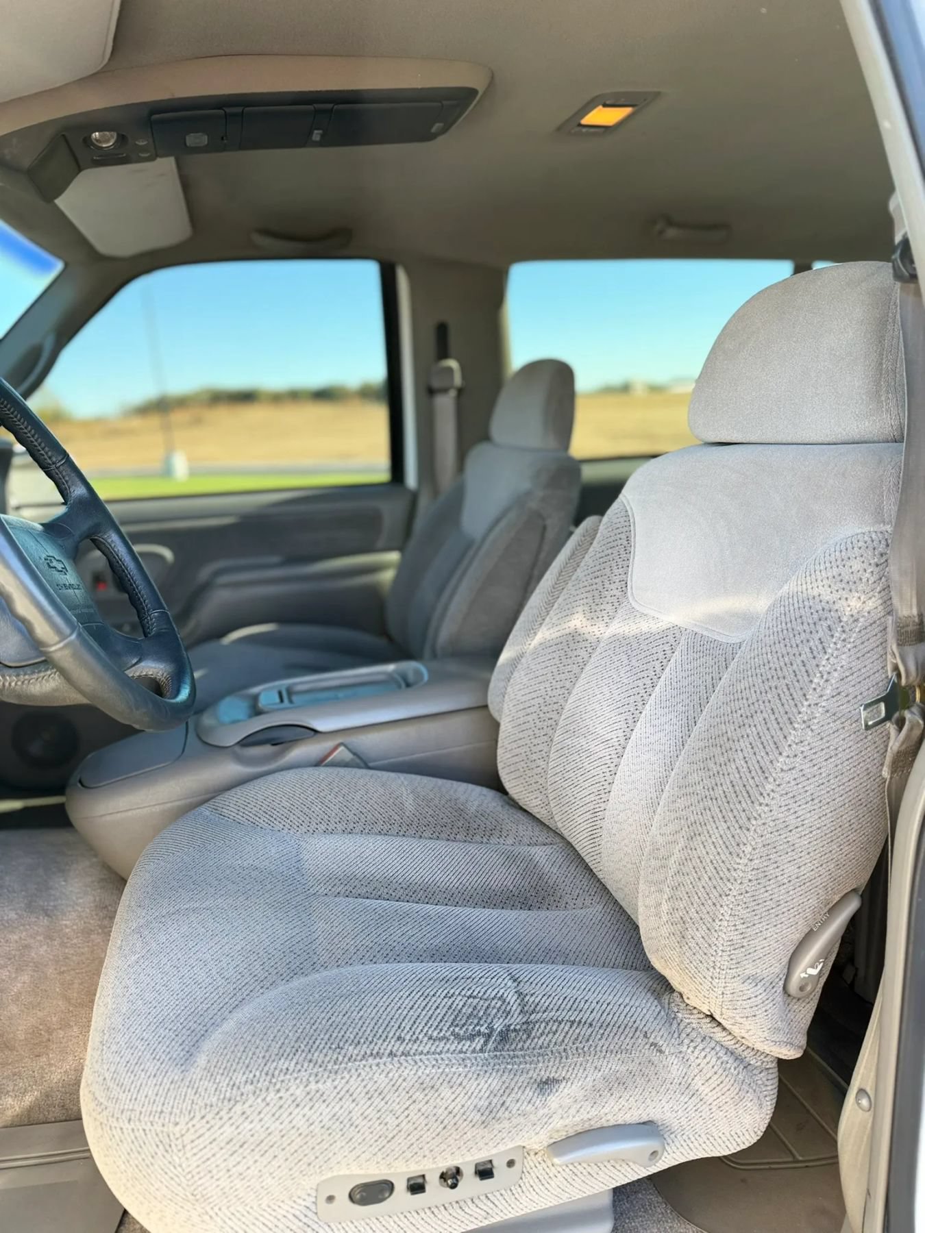 Used 1997 Chevrolet Tahoe 4WD 2-Door w/ Preferred Equipment Group 2 image 14
