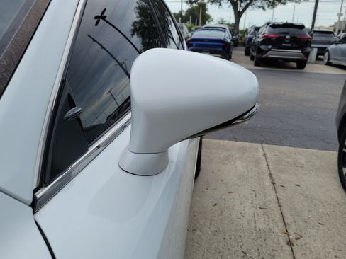 Used 2018 Lexus IS 300 F Sport w/ F Sport Package RWD image 5