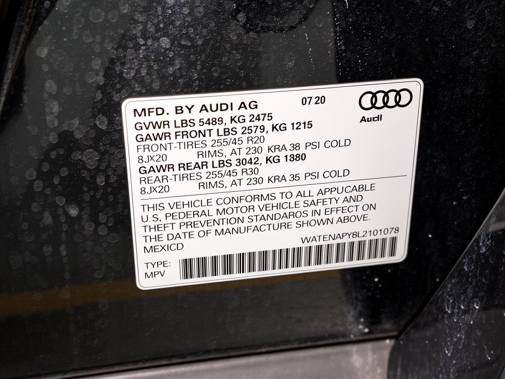 Used 2020 Audi Q5 2.0T Titanium Premium Plus AWD/4WD image 31