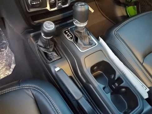 New 2025 Jeep Wrangler Sport S image 22