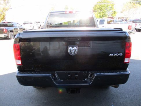 Used 2016 RAM 3500 Tradesman w/ Popular Equipment Group image 12