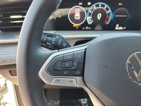 New 2026 Volkswagen Tiguan S AWD/4WD image 17