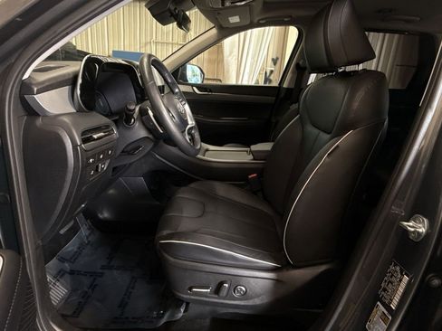 Used 2023 Hyundai Palisade SEL w/ Cargo Package image 12