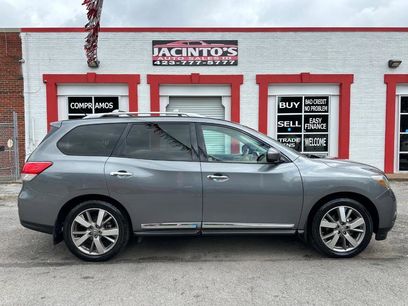 Used 2015 Nissan Pathfinder Platinum w/ Family Entertainment Package