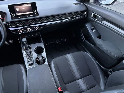 Used 2025 Honda Civic Sport image 23