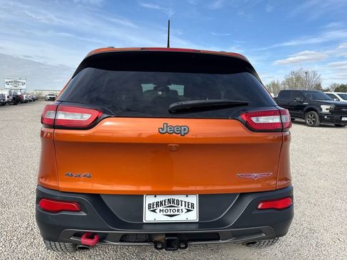 Used 2015 Jeep Cherokee Trailhawk w/ Trailer Tow Group image 9
