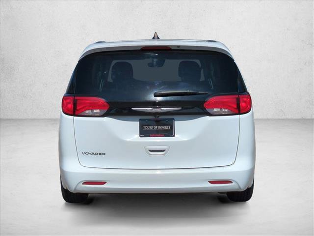 Used 2023 Chrysler Voyager LX FWD image 7