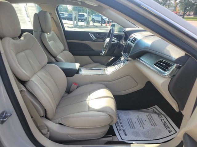 Used 2020 Lincoln Continental Reserve AWD/4WD image 28