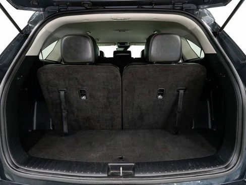 Certified 2024 Kia Sorento S image 33