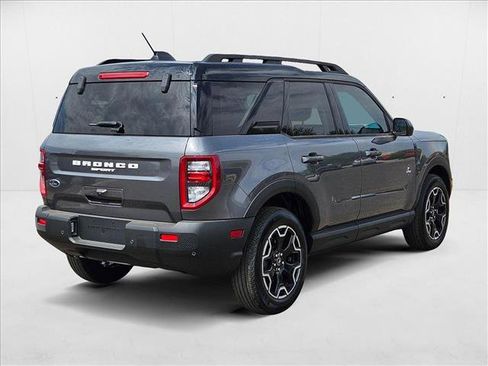 New 2025 Ford Bronco Sport Outer Banks image 2