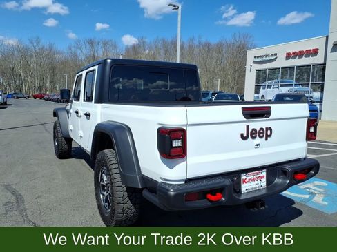 Used 2025 Jeep Gladiator Rubicon w/ Convenience Group image 8