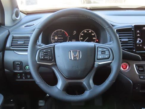 New 2026 Honda Ridgeline RTL image 17