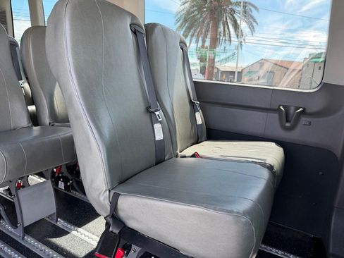 Used 2020 Ford Transit 350 XL RWD image 22