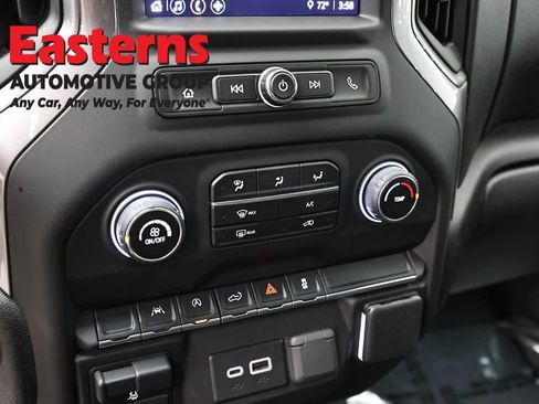 Used 2024 Chevrolet Silverado 1500 Custom image 19