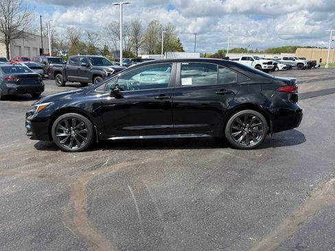 New 2026 Toyota Corolla XSE FWD image 3