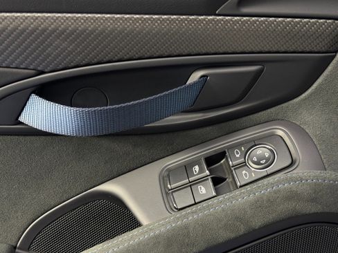 Used 2024 Porsche 718 Cayman GT4 RS w/ Weissach Package image 18