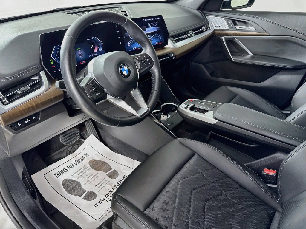 Used 2024 BMW X1 xDrive28i w/ Convenience Package AWD/4WD image 9