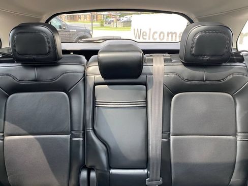Used 2025 Lincoln Corsair Reserve AWD/4WD image 30