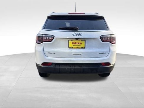 Used 2024 Jeep Compass Latitude image 6