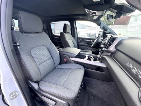New 2026 RAM 1500 4x4 Crew Cab image 20
