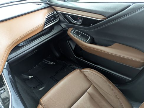 Used 2021 Subaru Outback Touring w/ Popular Package #2 image 43