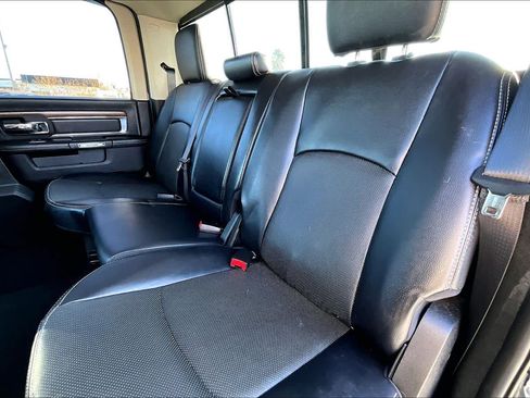 Used 2017 RAM 1500 Laramie w/ Convenience Group image 20