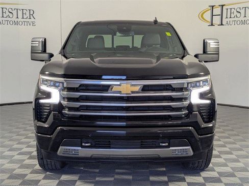 Certified 2024 Chevrolet Silverado 1500 High Country w/ High Country Premium Package image 3
