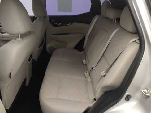 Used 2019 Nissan Rogue Sport SV FWD image 18