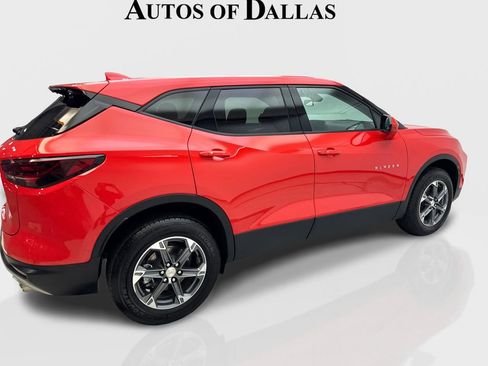 Used 2025 Chevrolet Blazer LT FWD image 13