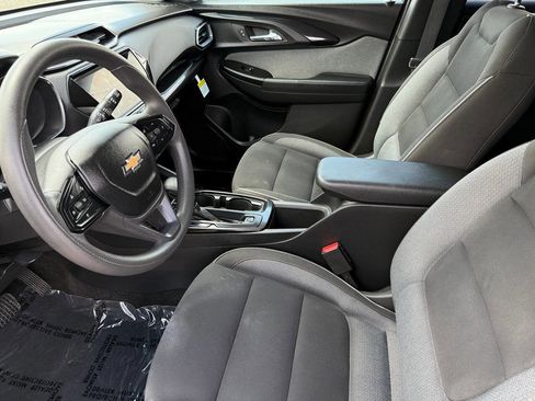 Used 2022 Chevrolet TrailBlazer LT w/ Convenience Package AWD/4WD image 10