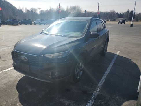 Used 2025 Ford Escape ST-Line image 4
